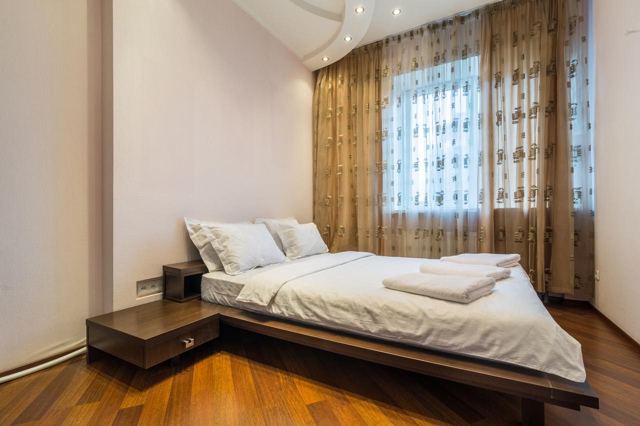 Lux Near Most City With Panoramic Windows Dnipro Exterior foto